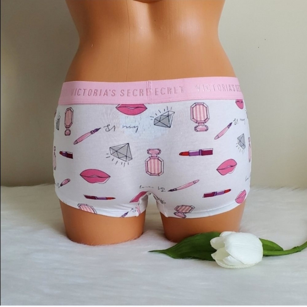 Victoria's Secret Shortie Panty Size S - Picture 4 of 5